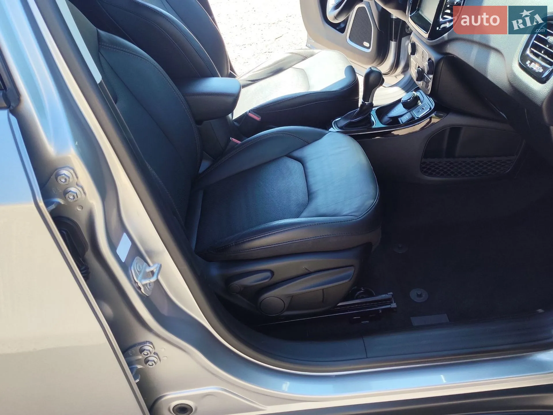 2018 Jeep Compass - мініатюра 13