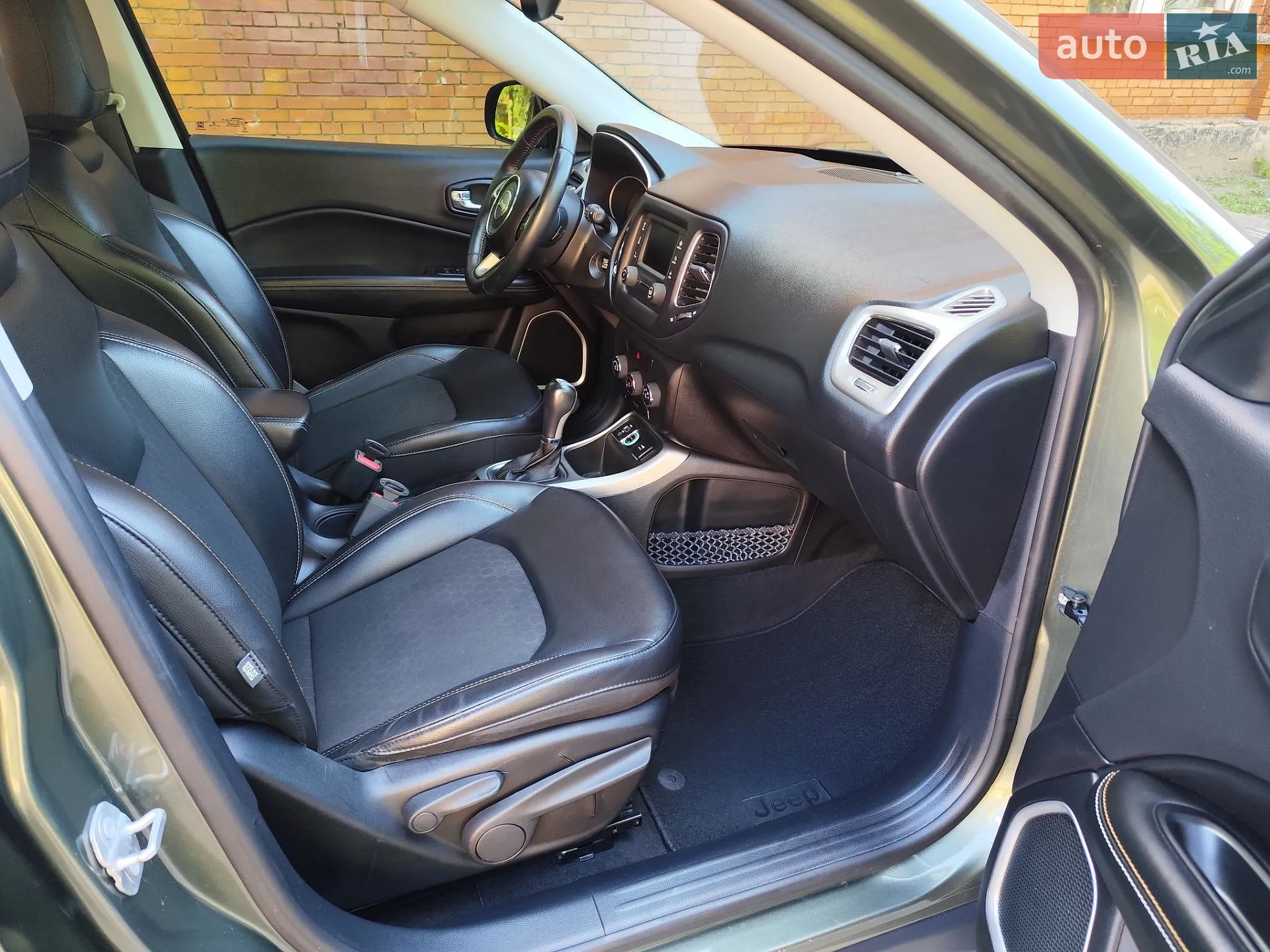 2017 Jeep Compass - мініатюра 6
