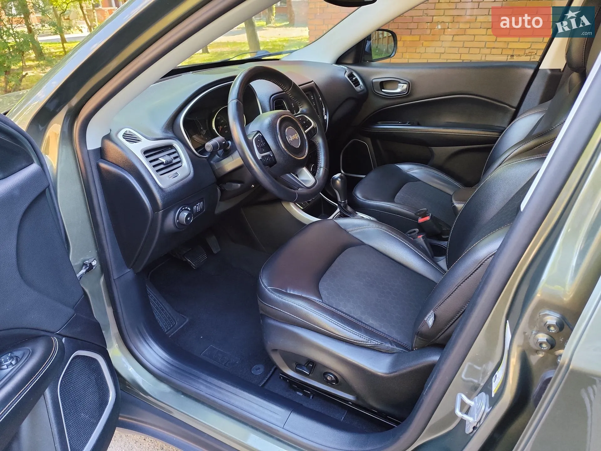 2017 Jeep Compass - мініатюра 14