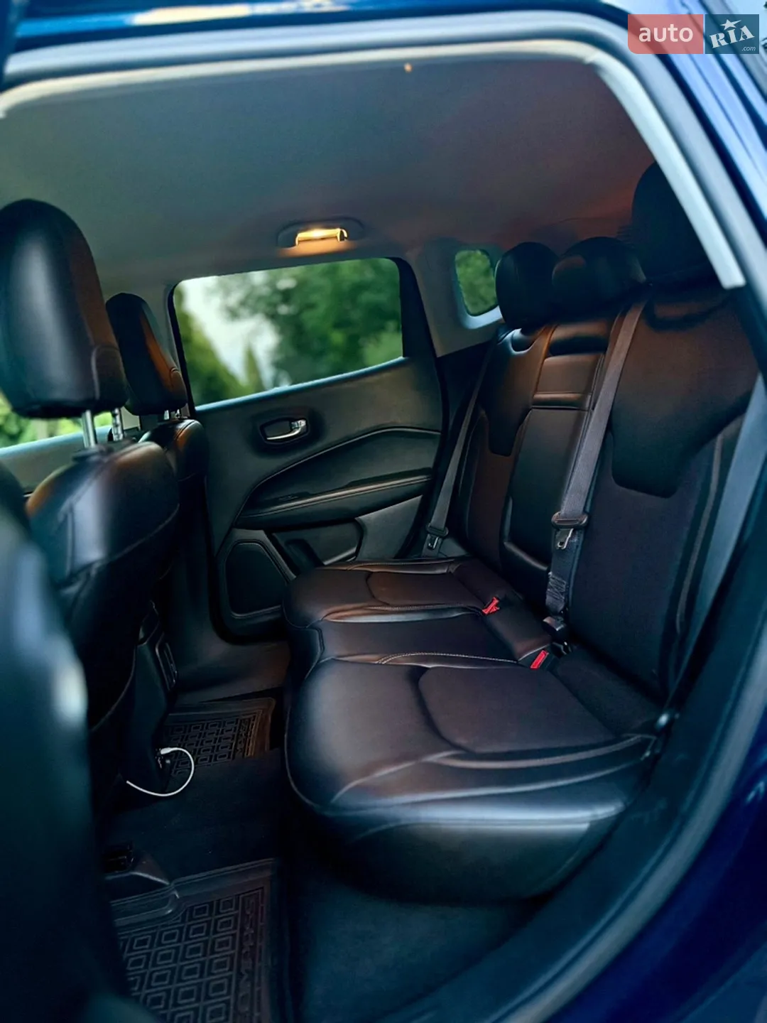 2017 Jeep Compass - мініатюра 12