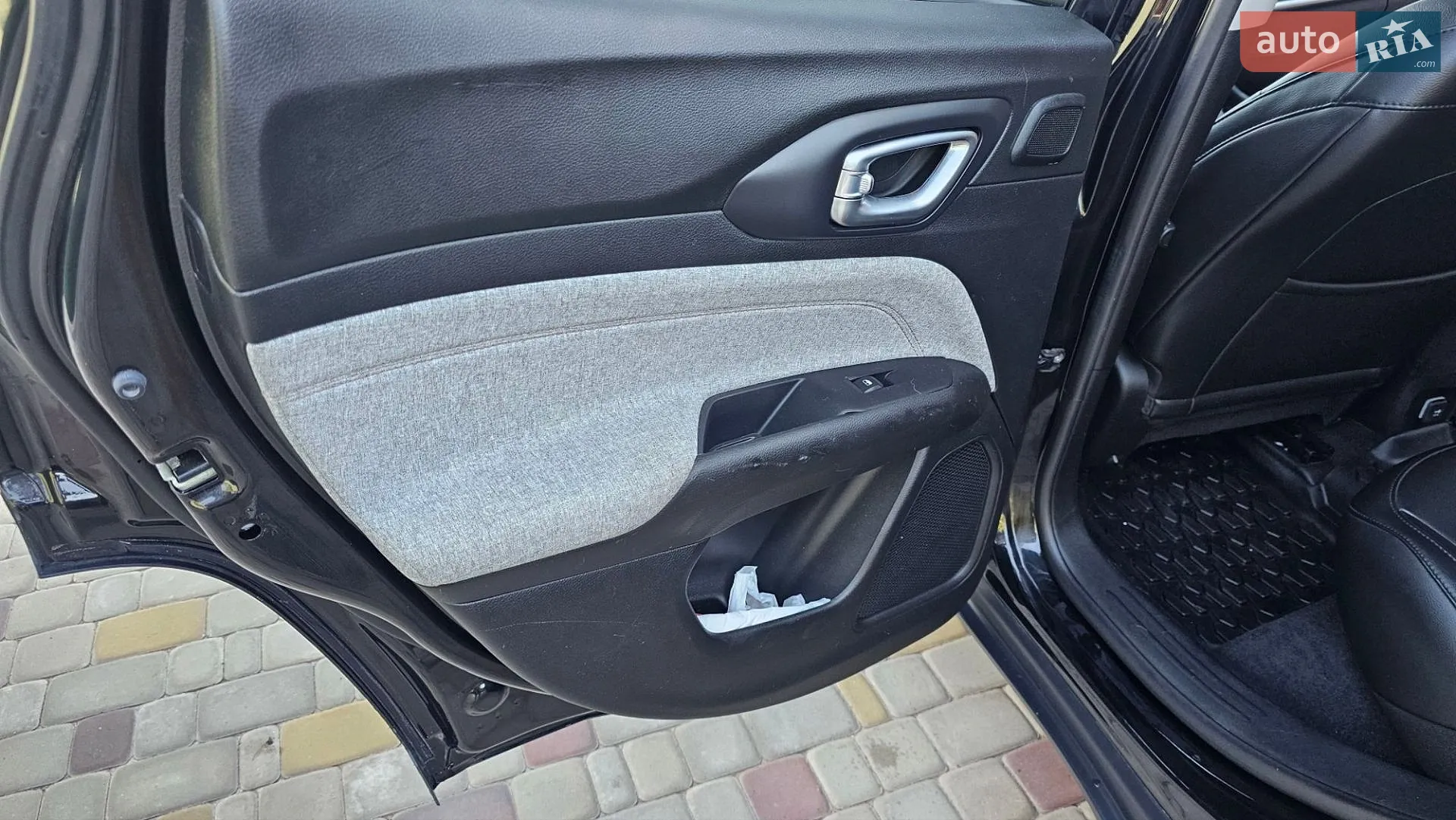 2021 Jeep Compass - мініатюра 18