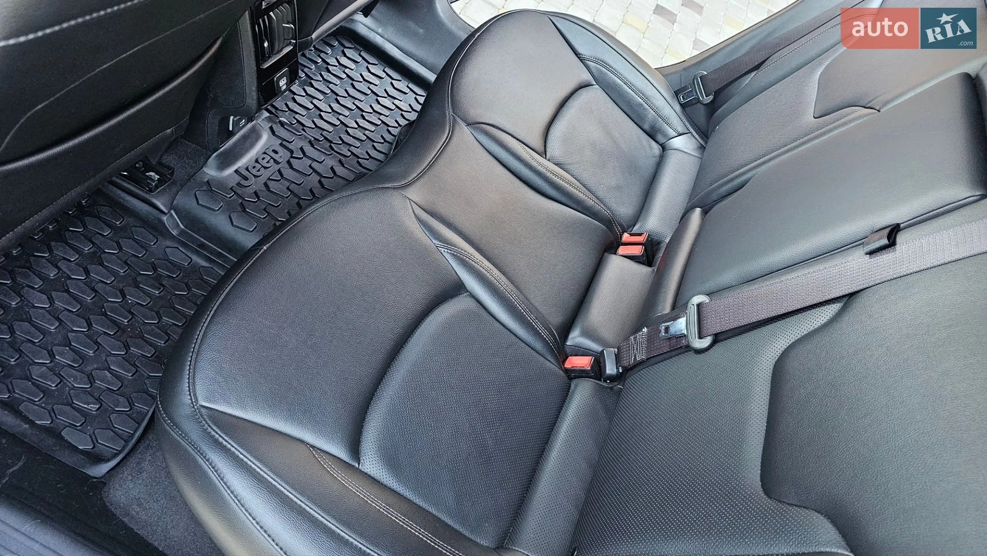 2021 Jeep Compass - мініатюра 17