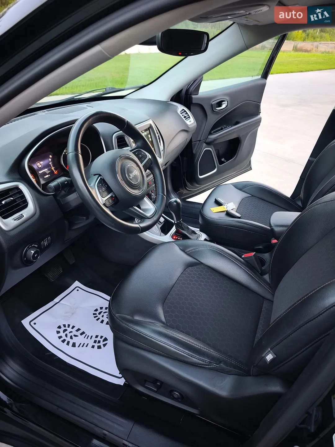 2019 Jeep Compass - мініатюра 17