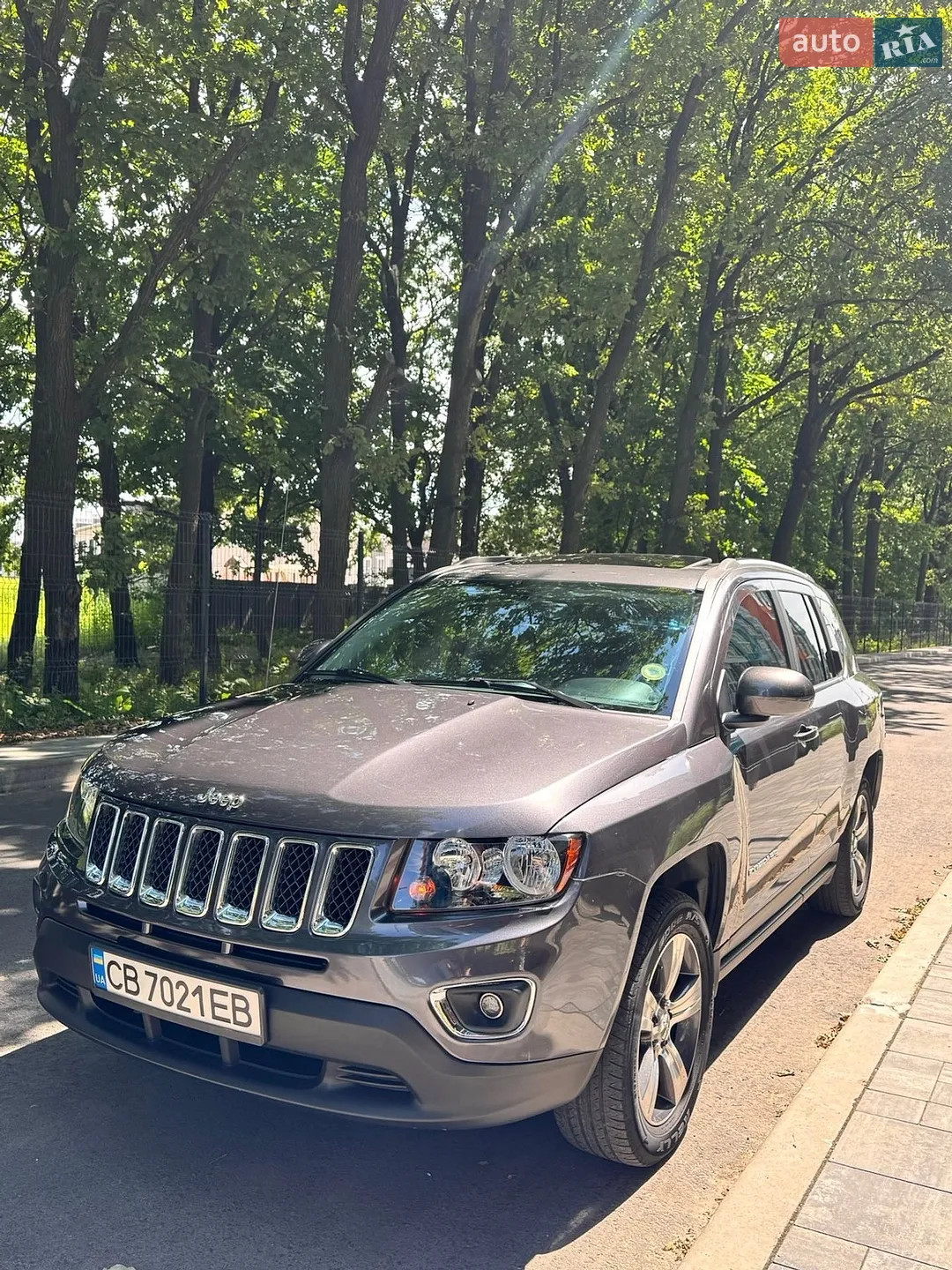 2016 Jeep Compass - мініатюра 2