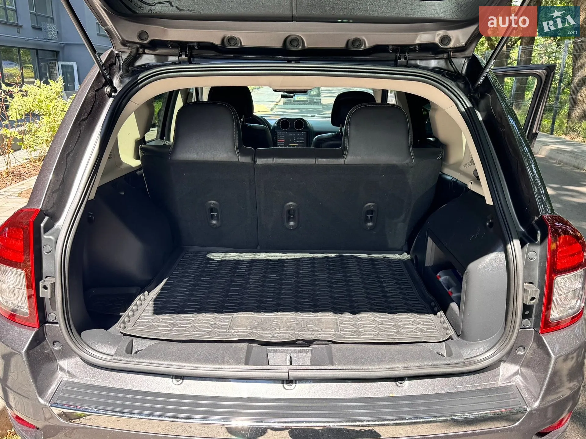 2016 Jeep Compass - мініатюра 5