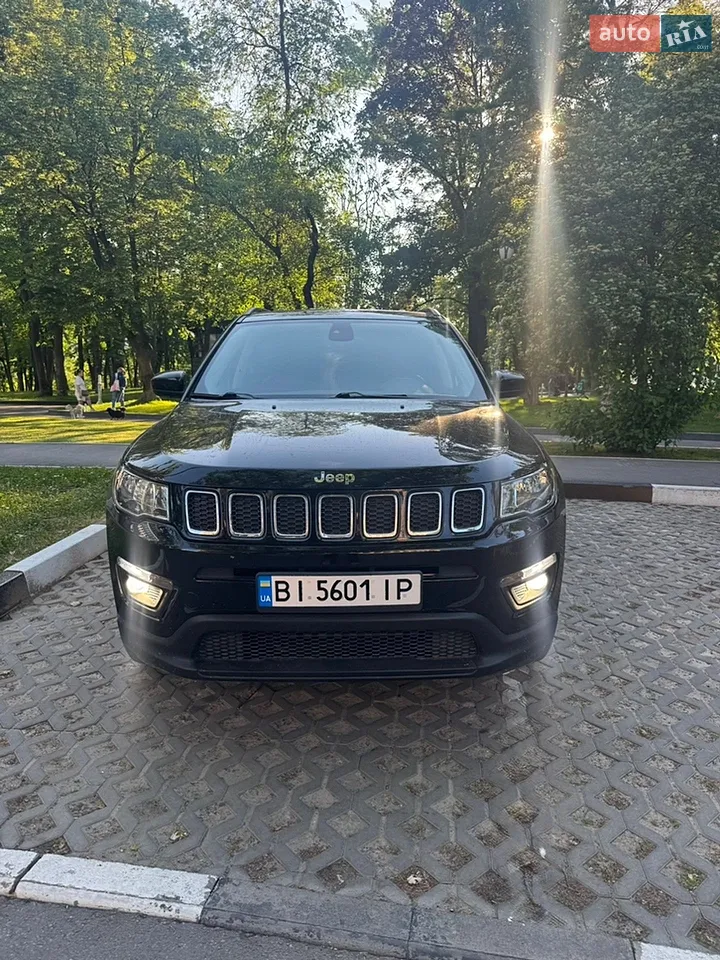 2019 Jeep Compass - мініатюра 92