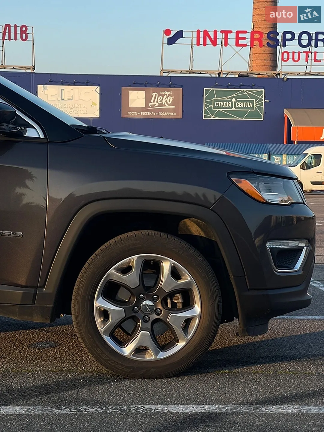 2017 Jeep Compass - мініатюра 6