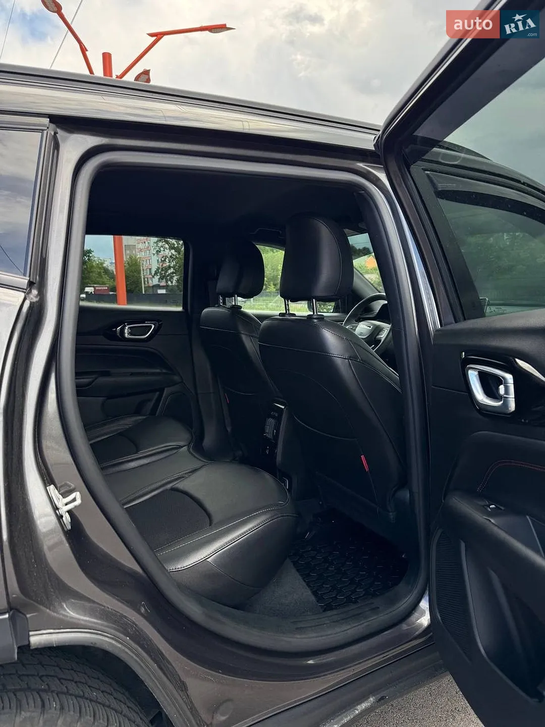 2023 Jeep Compass - мініатюра 16