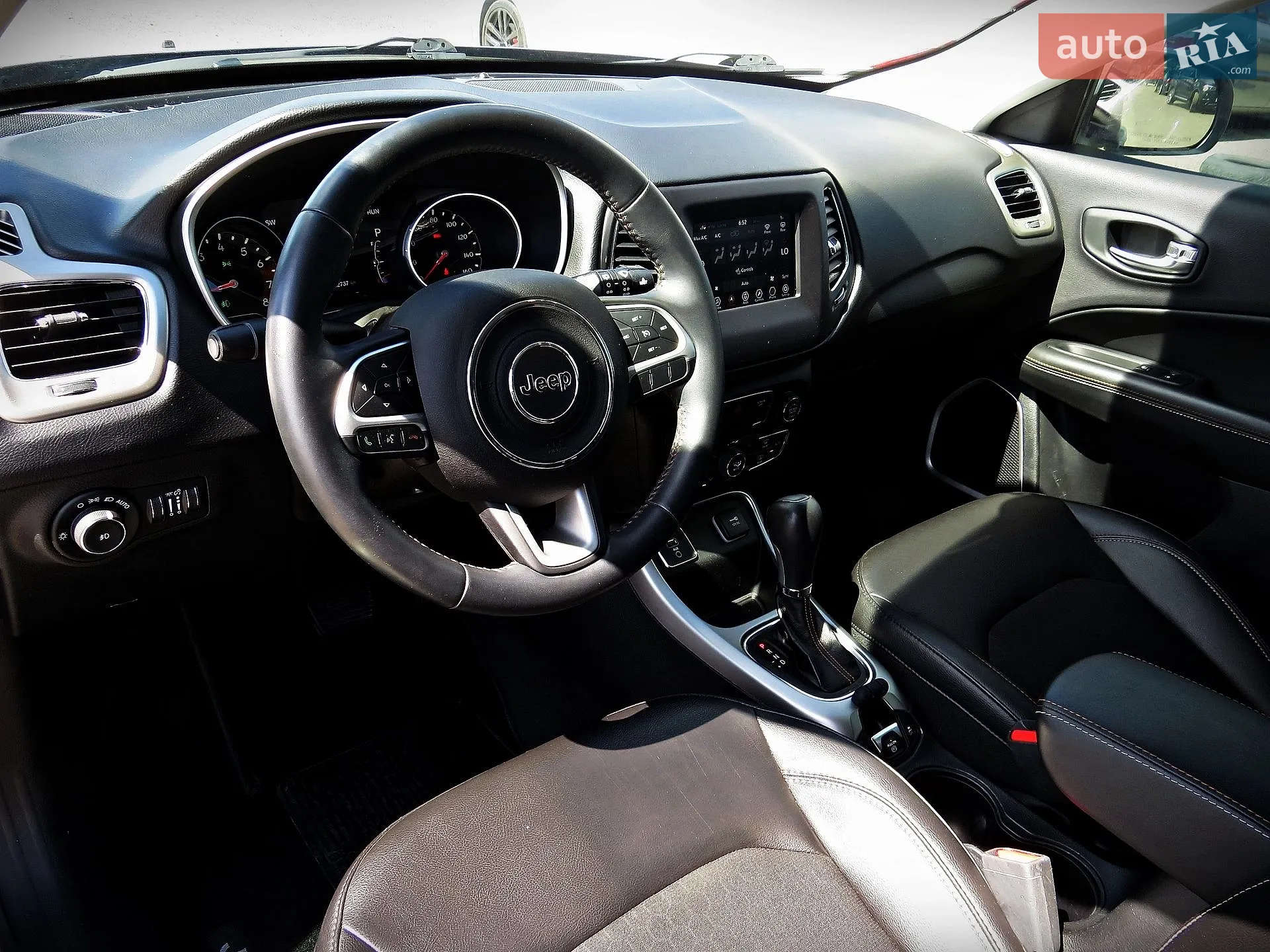 2017 Jeep Compass - мініатюра 8