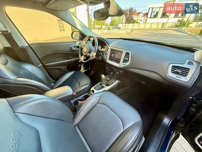 Внедорожник / Кроссовер Jeep Compass 2019 в Ровно