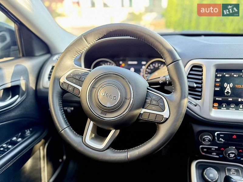 Внедорожник / Кроссовер Jeep Compass 2019 в Ровно