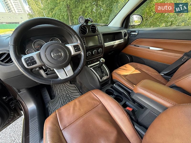 Позашляховик / Кросовер Jeep Compass 2013 в Києві фото 23 Позашляховик / Кросовер Jeep Compass 2013 в Києві