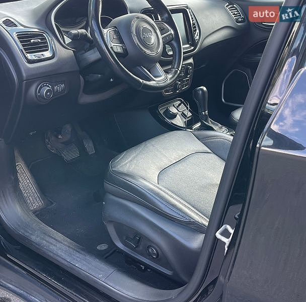 Позашляховик / Кросовер Jeep Compass 2020 в Здолбуніві