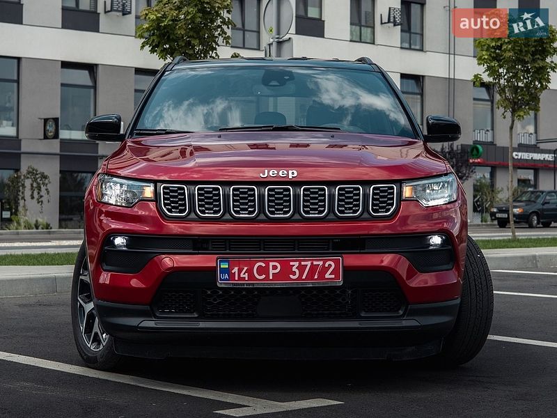 Позашляховик / Кросовер Jeep Compass 2024 в Рівному