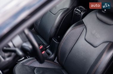Позашляховик / Кросовер Jeep Compass 2020 в Рівному