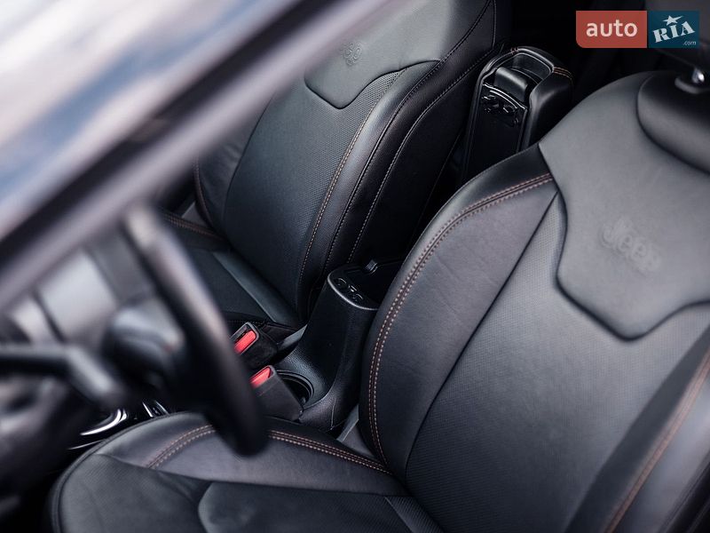 Позашляховик / Кросовер Jeep Compass 2020 в Рівному