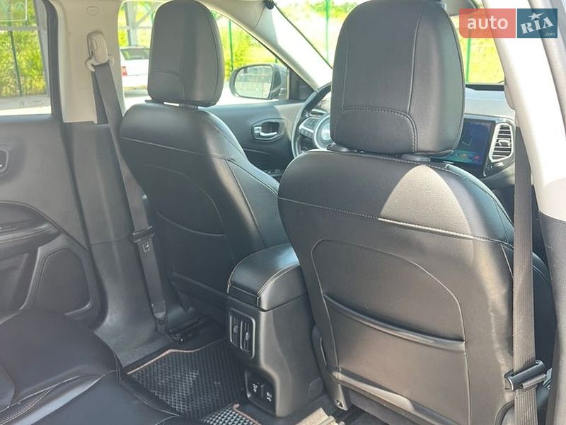 Позашляховик / Кросовер Jeep Compass 2018 в Южноукраїнську фото 21 Позашляховик / Кросовер Jeep Compass 2018 в Южноукраїнську