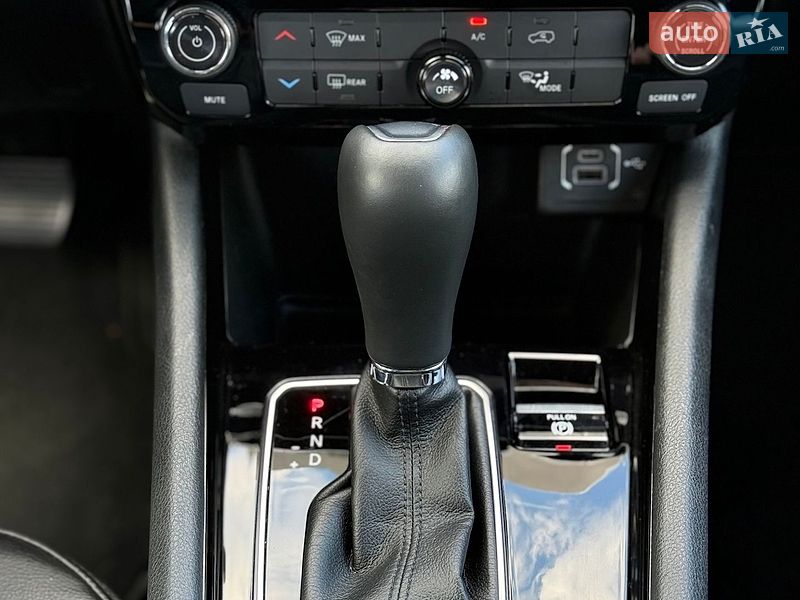 Внедорожник / Кроссовер Jeep Compass 2022 в Киеве