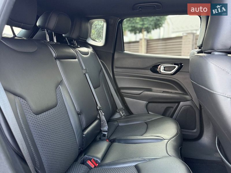 Внедорожник / Кроссовер Jeep Compass 2022 в Киеве