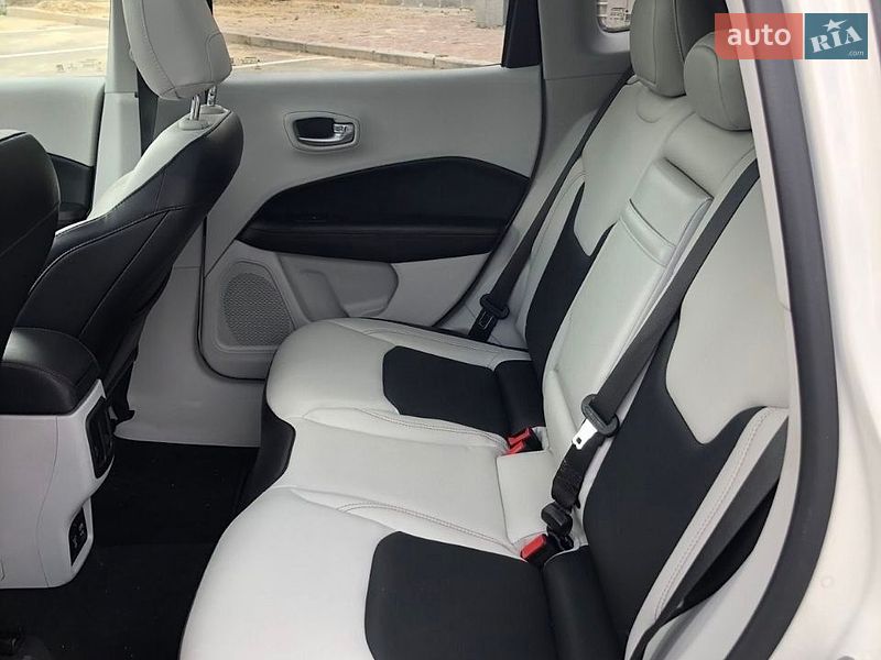 Позашляховик / Кросовер Jeep Compass 2018 в Умані