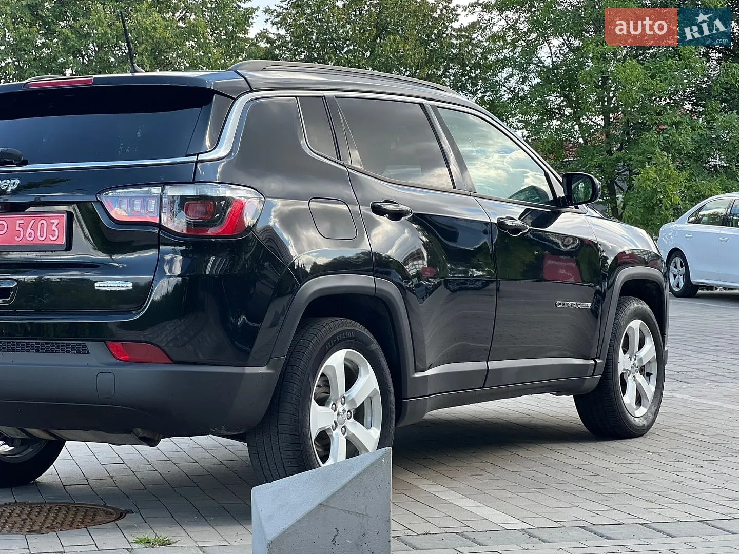 2017 Jeep Compass - мініатюра 5