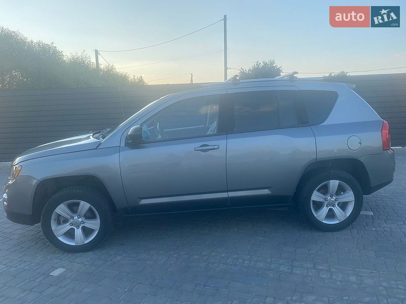 Позашляховик / Кросовер Jeep Compass 2011 в Житомирі