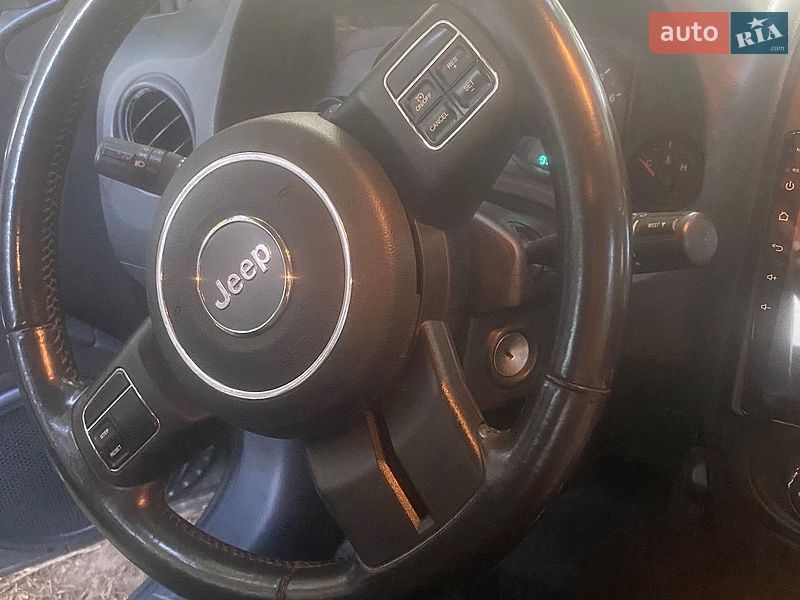 Позашляховик / Кросовер Jeep Compass 2011 в Житомирі