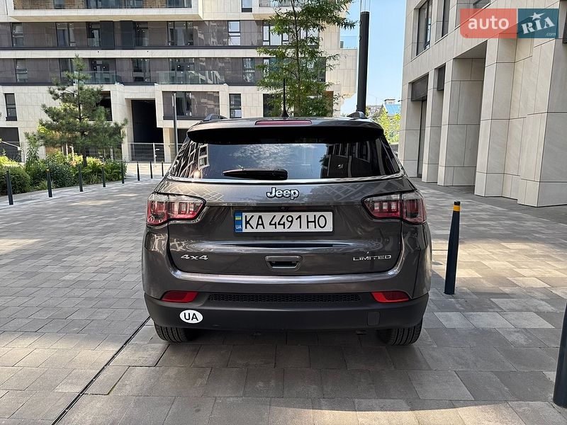 Позашляховик / Кросовер Jeep Compass 2018 в Києві фото 6 Позашляховик / Кросовер Jeep Compass 2018 в Києві