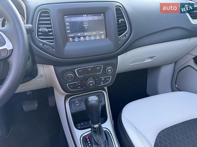 Внедорожник / Кроссовер Jeep Compass 2019 в Ровно фото 12 Внедорожник / Кроссовер Jeep Compass 2019 в Ровно