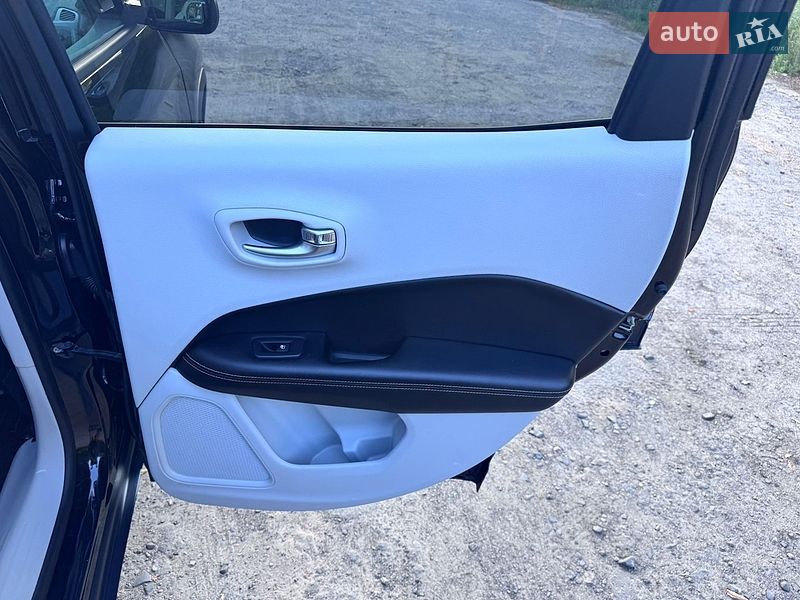 Внедорожник / Кроссовер Jeep Compass 2019 в Ровно фото 21 Внедорожник / Кроссовер Jeep Compass 2019 в Ровно
