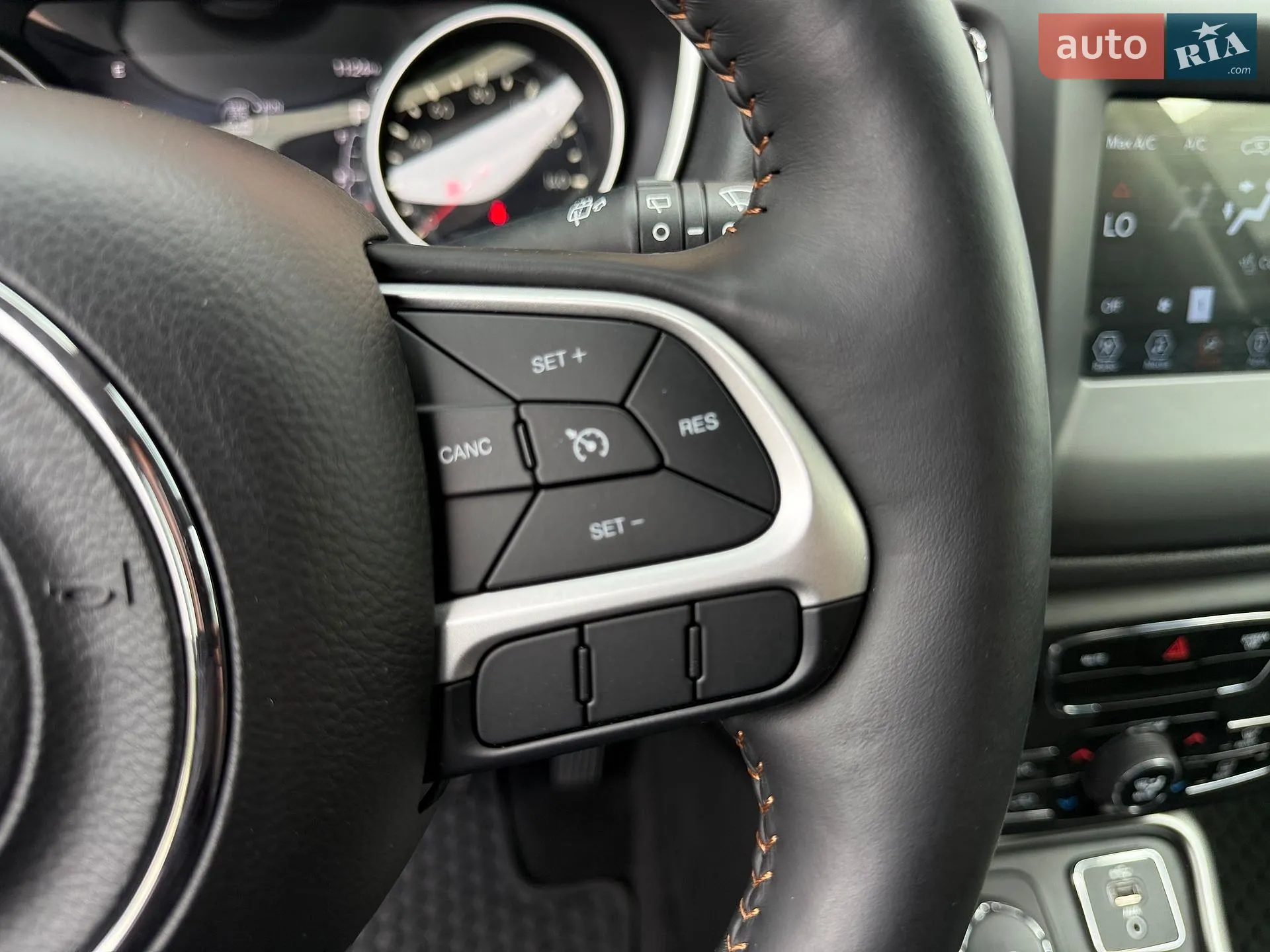 2018 Jeep Compass - мініатюра 32