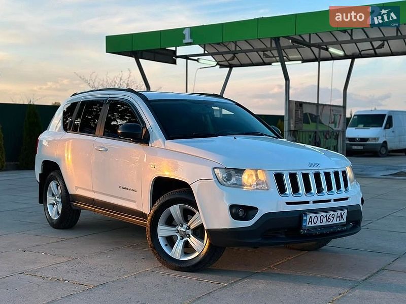 Внедорожник / Кроссовер Jeep Compass 2011 в Хусте фото 8 Внедорожник / Кроссовер Jeep Compass 2011 в Хусте