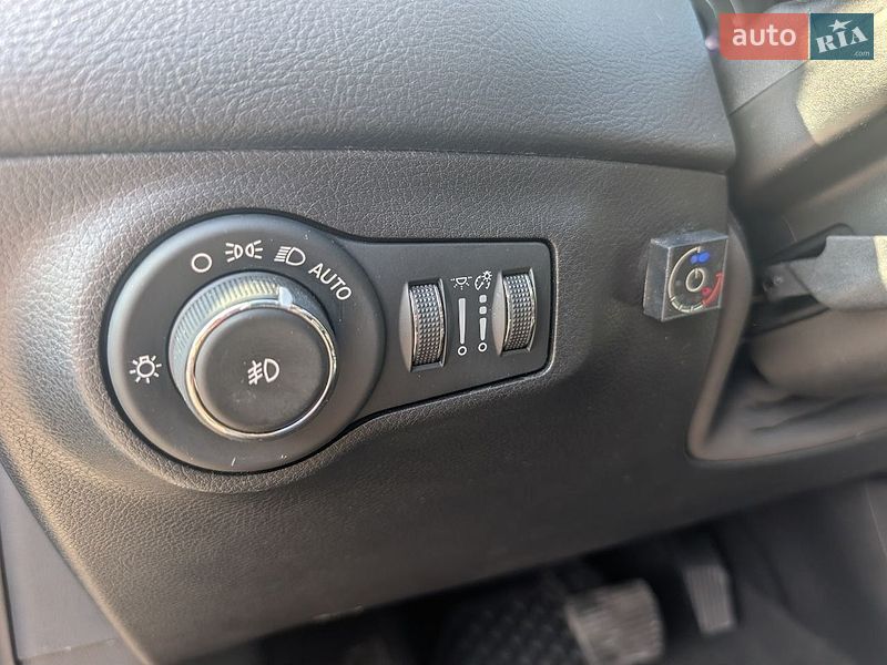 Позашляховик / Кросовер Jeep Compass 2020 в Дніпрі фото 12 Позашляховик / Кросовер Jeep Compass 2020 в Дніпрі
