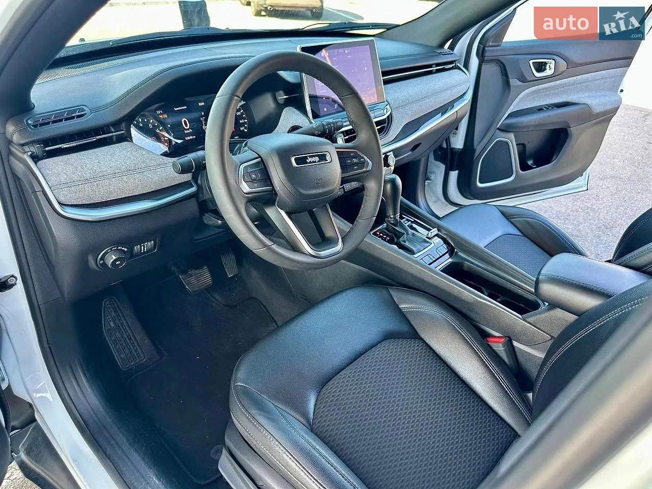 2023 Jeep Compass - мініатюра 12