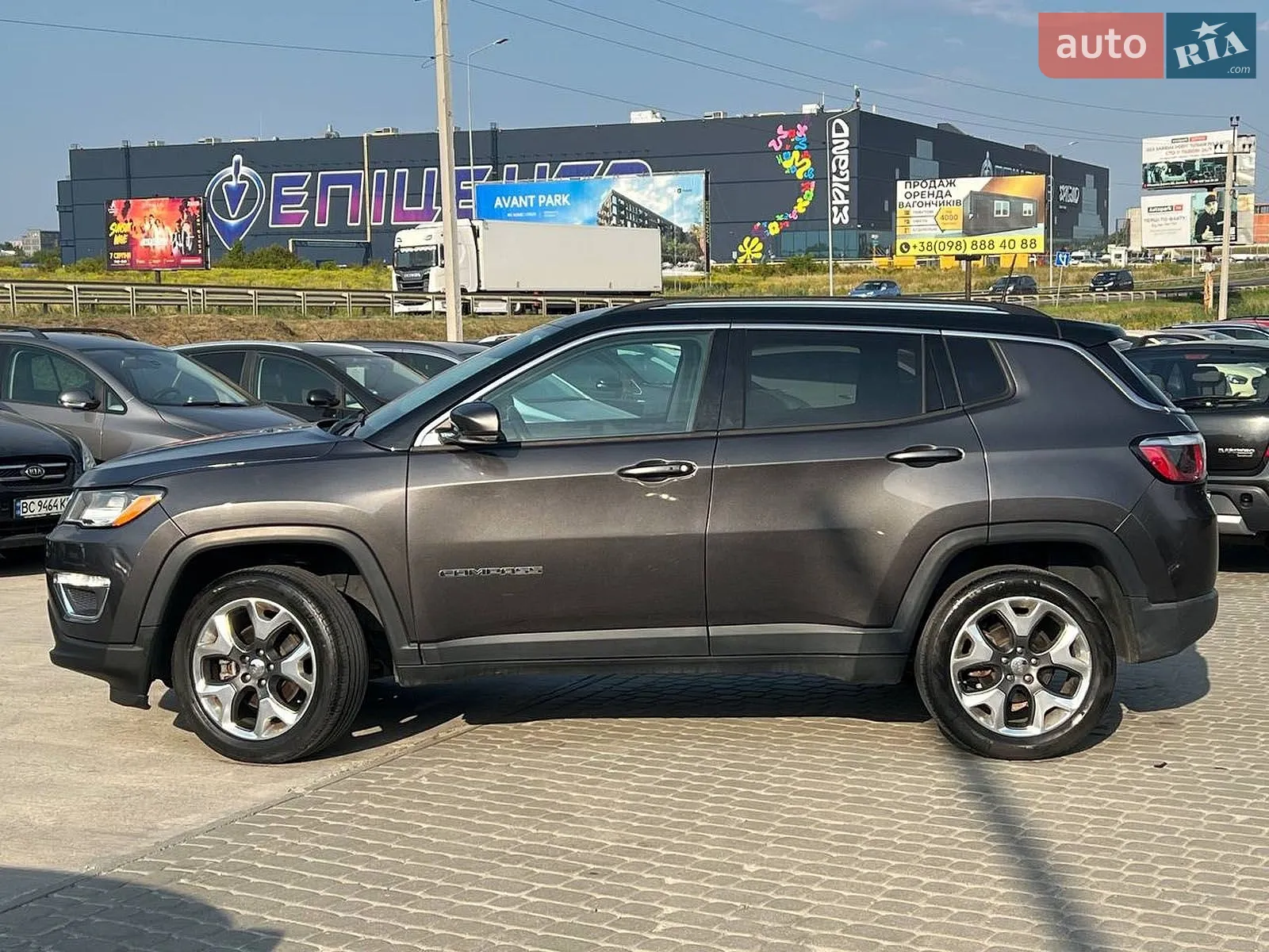 2019 Jeep Compass - мініатюра 3