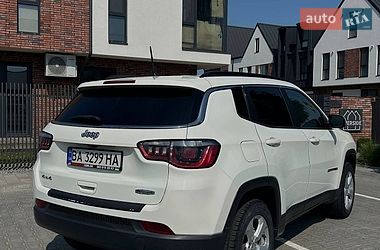 Внедорожник / Кроссовер Jeep Compass 2017 в Умани