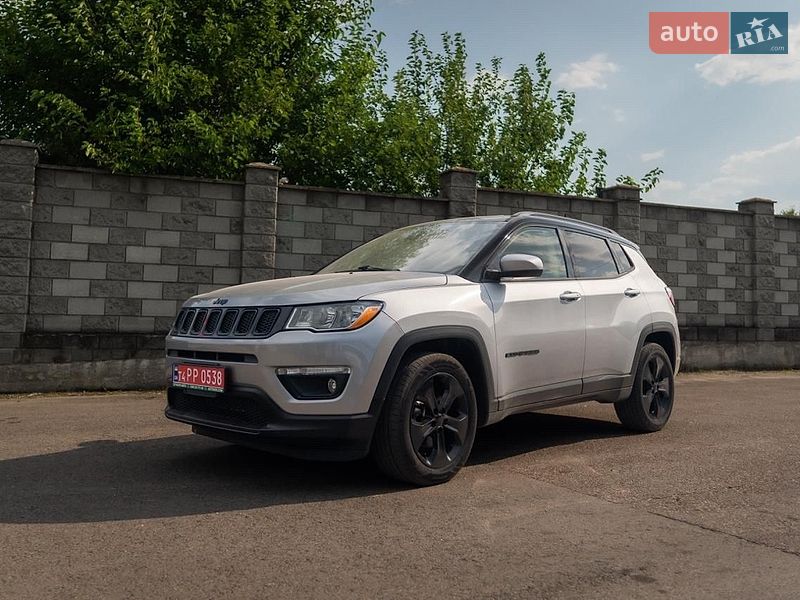 Внедорожник / Кроссовер Jeep Compass 2018 в Ровно