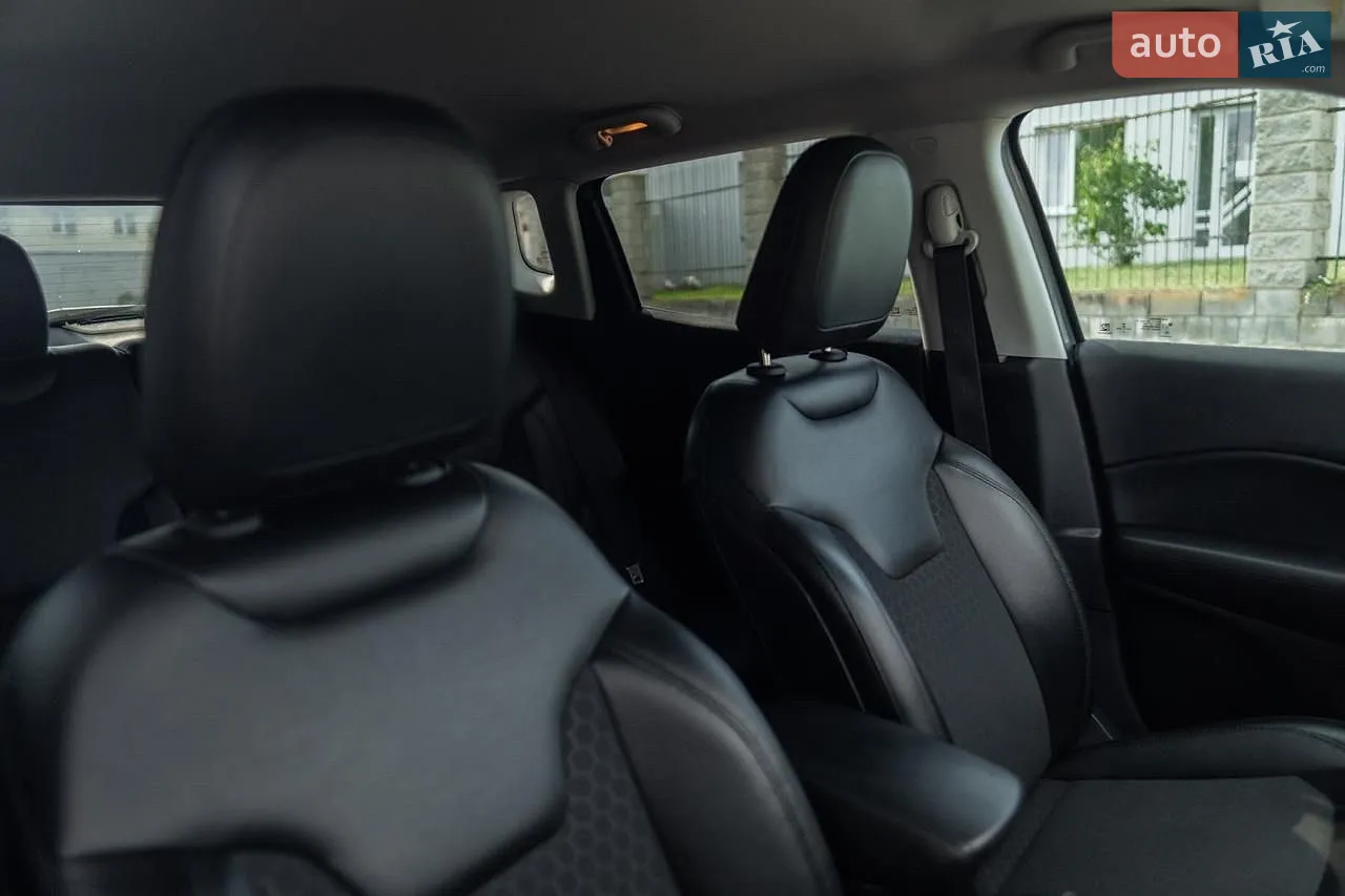 2018 Jeep Compass - мініатюра 11