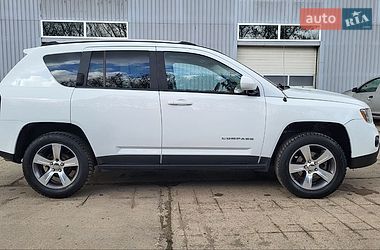 Внедорожник / Кроссовер Jeep Compass 2016 в Солотвине