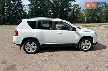 Внедорожник / Кроссовер Jeep Compass 2012 в Червоному Донце