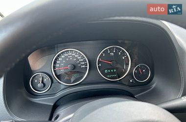Внедорожник / Кроссовер Jeep Compass 2012 в Червоному Донце