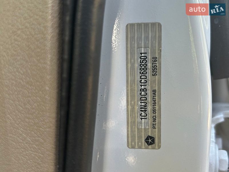 Внедорожник / Кроссовер Jeep Compass 2012 в Червоному Донце