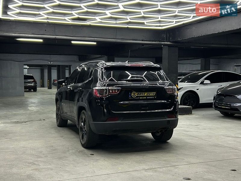 Внедорожник / Кроссовер Jeep Compass 2020 в Черновцах