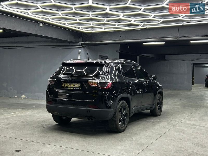Внедорожник / Кроссовер Jeep Compass 2020 в Черновцах