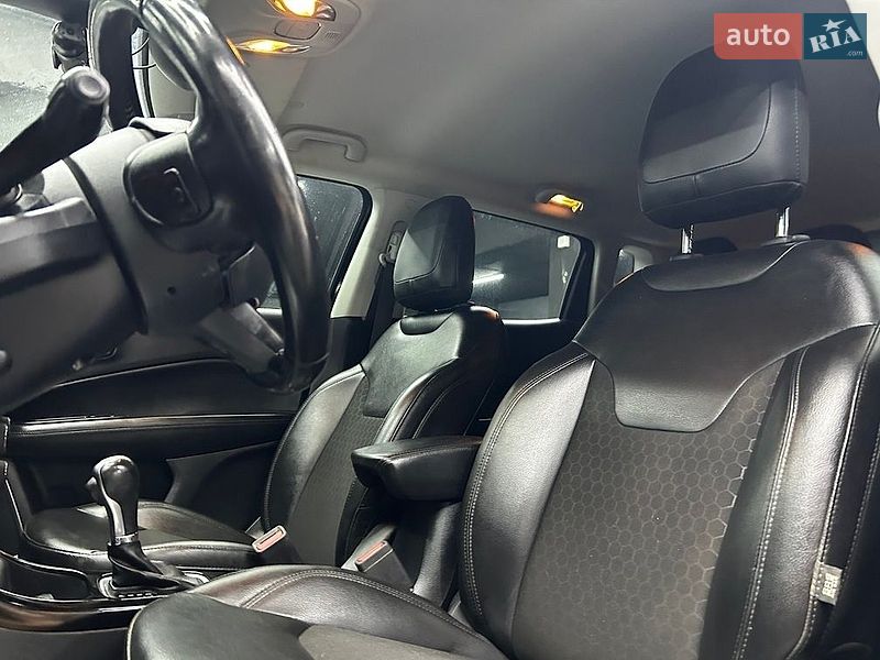 Внедорожник / Кроссовер Jeep Compass 2020 в Черновцах
