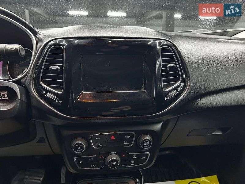 Внедорожник / Кроссовер Jeep Compass 2020 в Черновцах