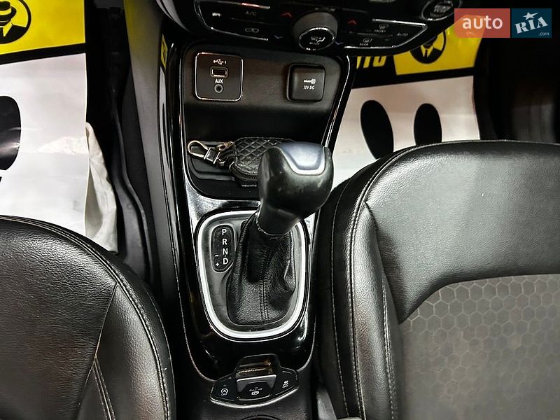 Внедорожник / Кроссовер Jeep Compass 2020 в Черновцах