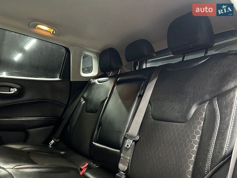 Внедорожник / Кроссовер Jeep Compass 2020 в Черновцах