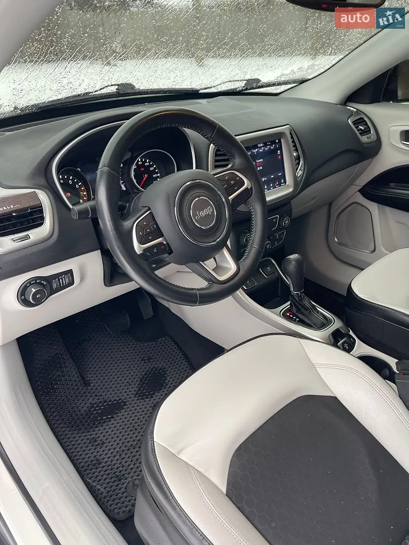 2017 Jeep Compass - мініатюра 5