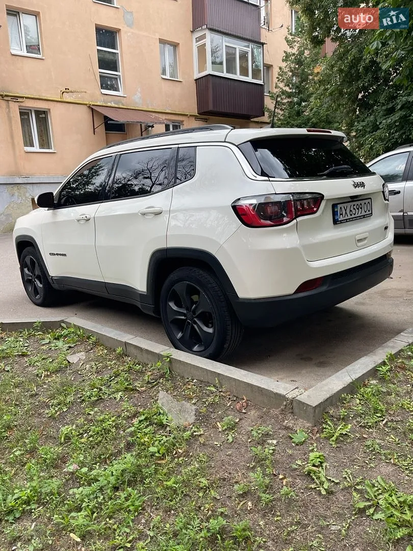2017 Jeep Compass - мініатюра 4